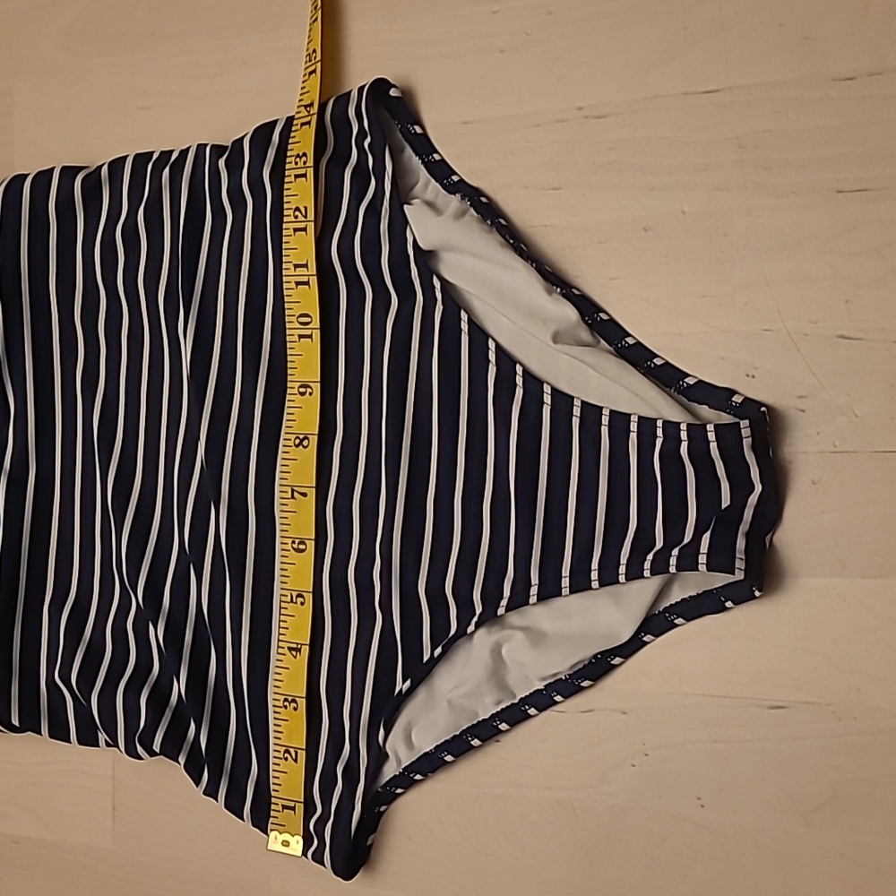 LIKE NEW Moontide Nautical Navy and White Striped Built in Bra Swimsuit - Picture 5 of 13
